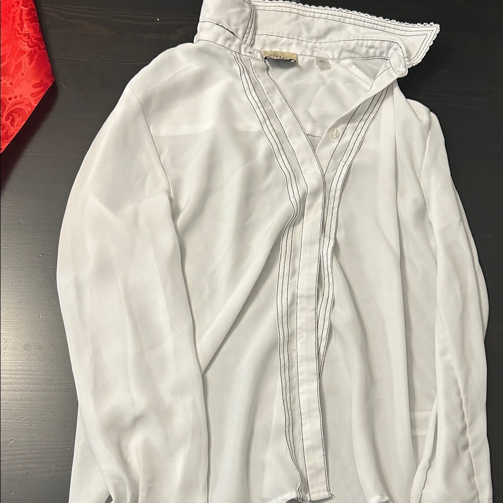 Elie Tahari White Blouse